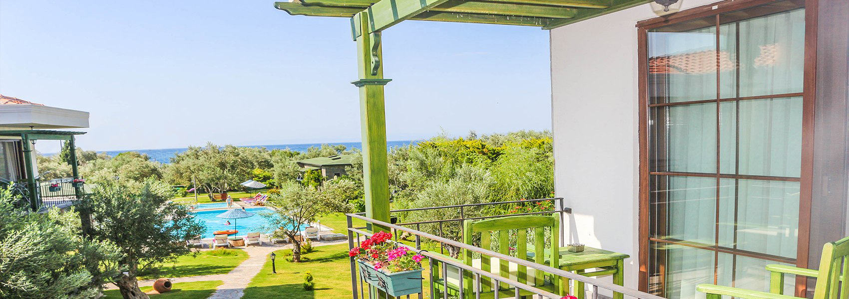 Denize Yakın Assos Oteli